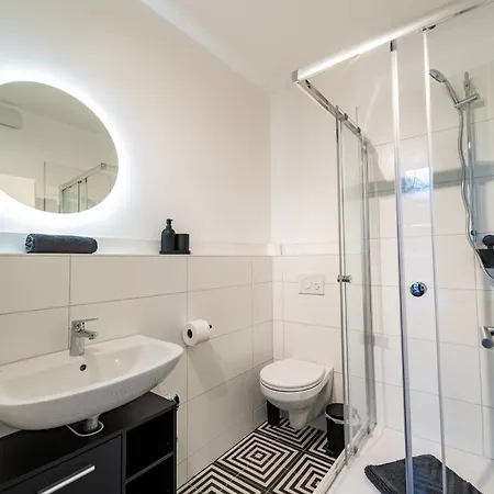Appartement Sweethome - Apartments, Super Zentral, Parkplatz *